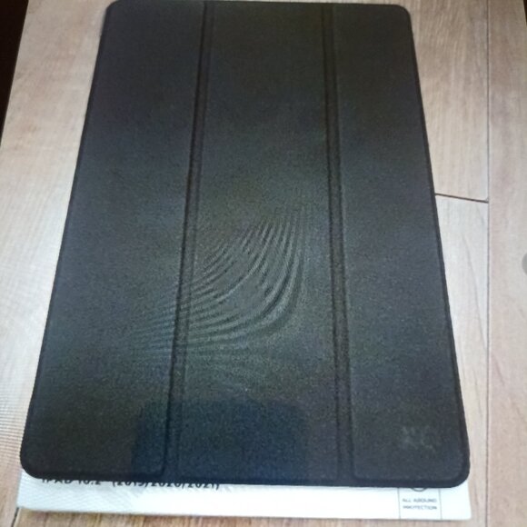 Soft-toich folio case - Picture 2 of 2